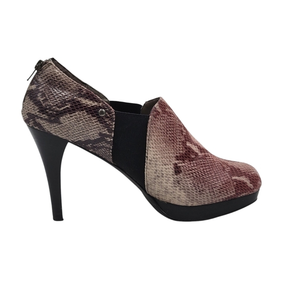Coach and Four Tadd Faux Snakeskin Heeled Booties Size 8 Goring Back Zip Heels - Picture 2 of 11